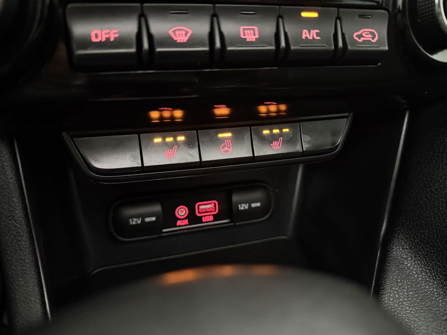 Kia Sportage 1.6 T-GDI 4WD 177PK GT-Line | Pano | Camera | Cruise | Carplay | Trekh. | Stoel/Stuur verw. | Keyless