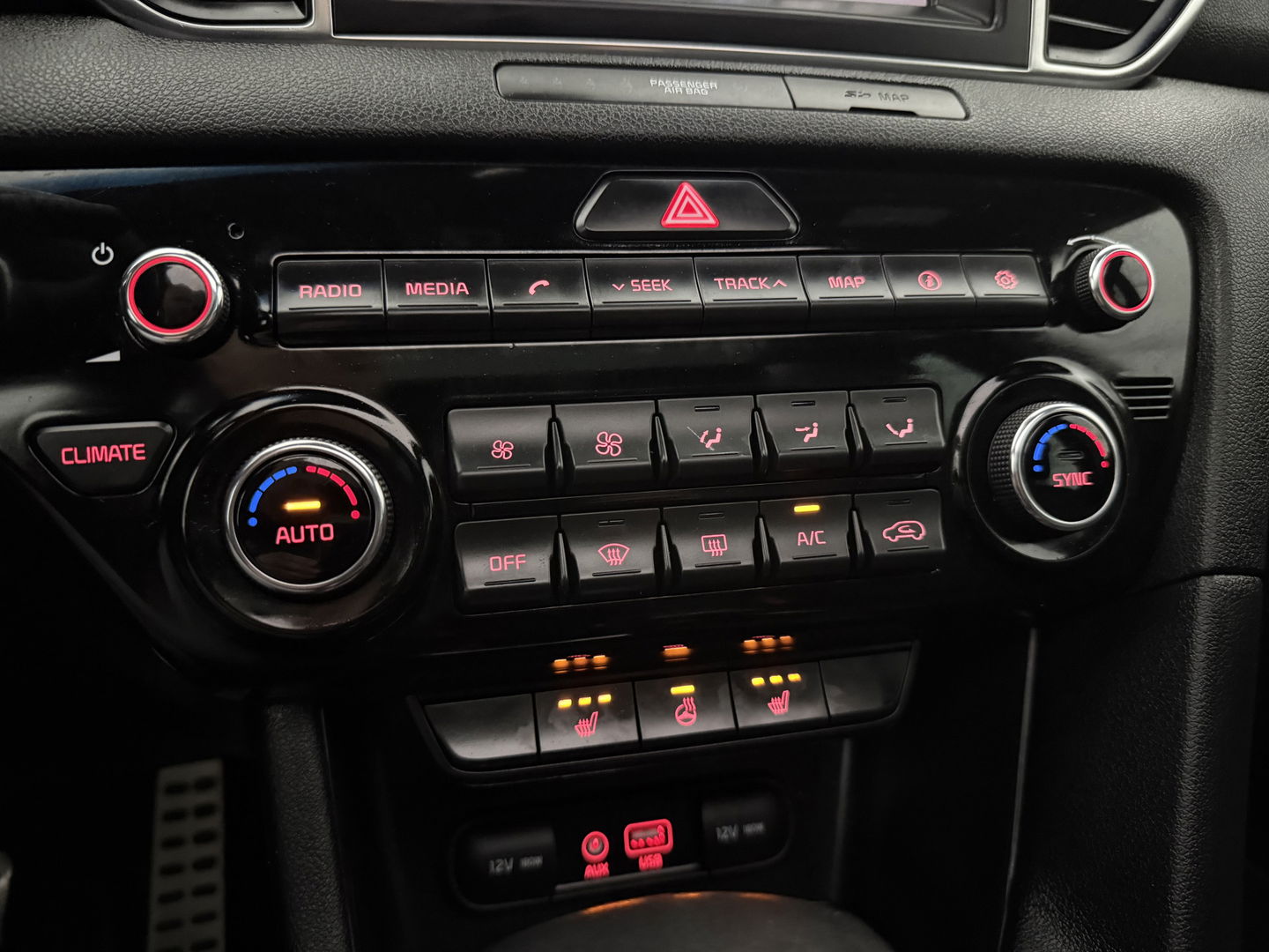 Kia Sportage 1.6 T-GDI 4WD 177PK GT-Line | Pano | Camera | Cruise | Carplay | Trekh. | Stoel/Stuur verw. | Keyless