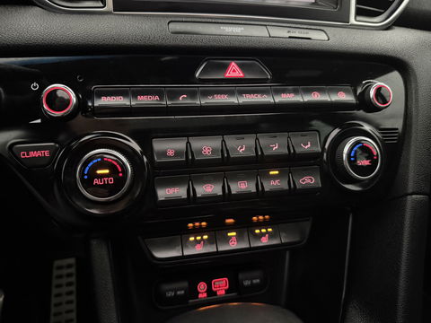 Kia Sportage 1.6 T-GDI 4WD 177PK GT-Line | Pano | Camera | Cruise | Carplay | Trekh. | Stoel/Stuur verw. | Keyless