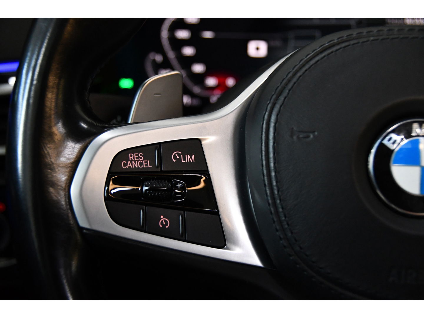 BMW 5 Serie 530e iPerformance High Executive, M-sport, Schuifdak, 3D camera