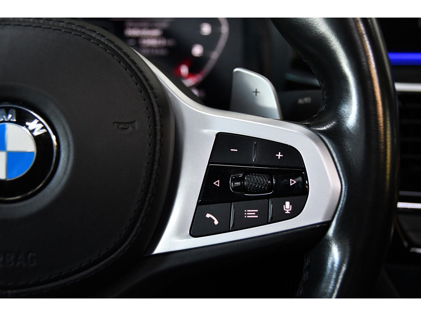 BMW 5 Serie 530e iPerformance High Executive, M-sport, Schuifdak, 3D camera