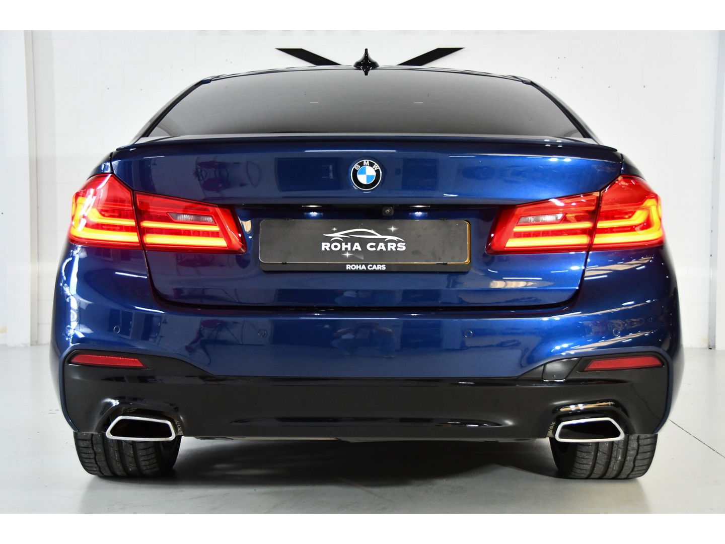 BMW 5 Serie 530e iPerformance High Executive, M-sport, Schuifdak, 3D camera