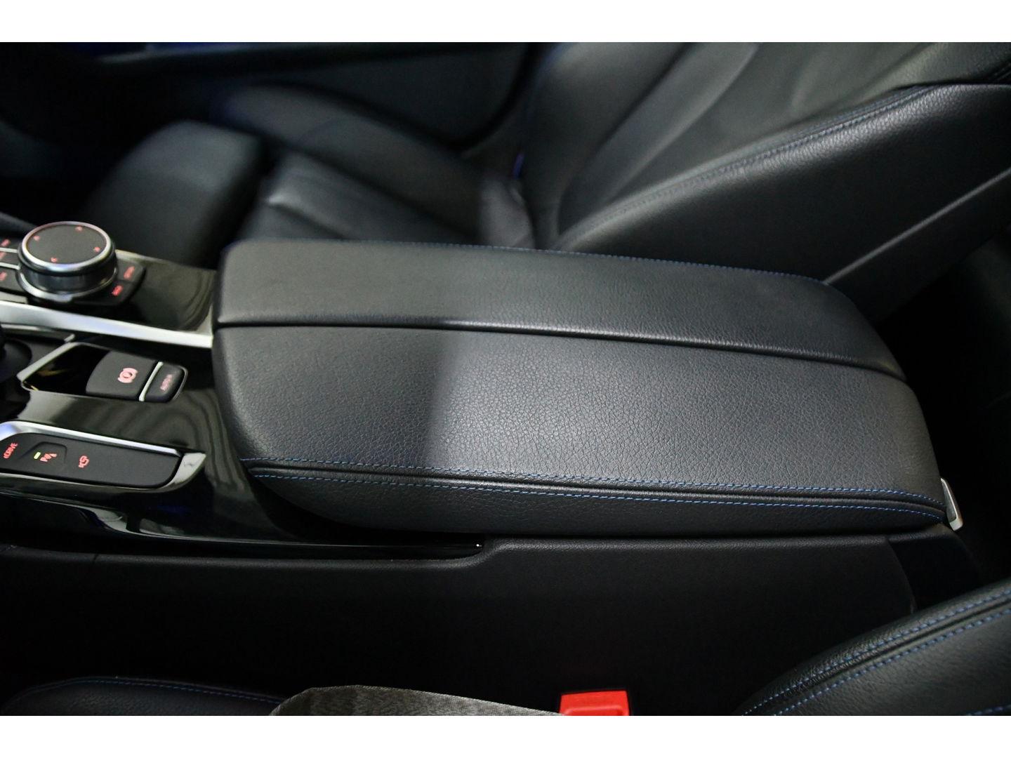 BMW 5 Serie 530e iPerformance High Executive, M-sport, Schuifdak, 3D camera