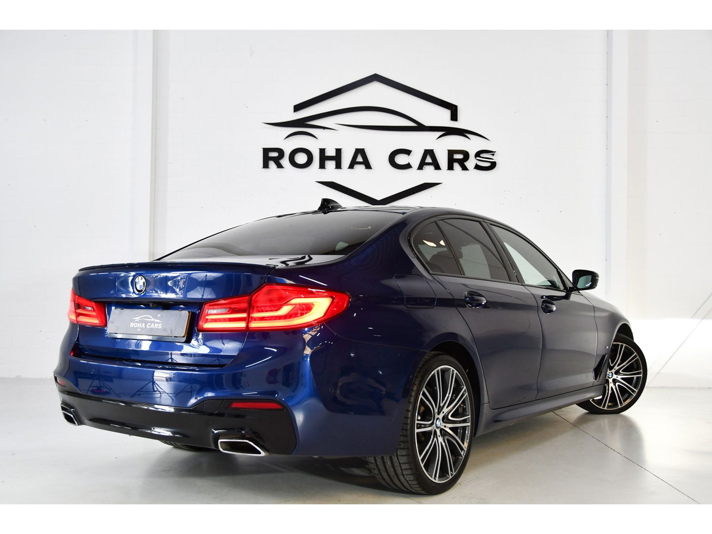 BMW 5 Serie 530e iPerformance High Executive, M-sport, Schuifdak, 3D camera