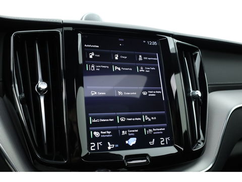 Volvo XC60 2.0 Recharge T8 AWD Inscription Full option | Luchtvering | Bowers & Wilkins | Trekhaak | ACC | Massage |