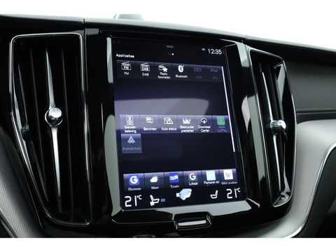 Volvo XC60 2.0 Recharge T8 AWD Inscription Full option | Luchtvering | Bowers & Wilkins | Trekhaak | ACC | Massage |
