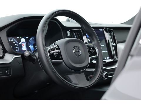 Volvo XC60 2.0 Recharge T8 AWD Inscription Full option | Luchtvering | Bowers & Wilkins | Trekhaak | ACC | Massage |