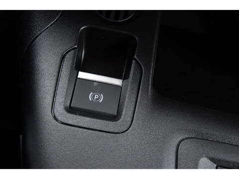 Toyota PROACE CITY Electric Long 50 kWh Black & White Edition 5 x Direct Leverbaar! Camera, Cruise, 2 x Schuifdeur, Carplay, 136pk,