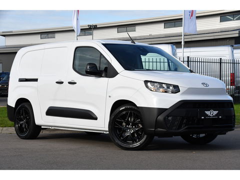 Toyota PROACE CITY Electric Long 50 kWh Black & White Edition 5 x Direct Leverbaar! Camera, Cruise, 2 x Schuifdeur, Carplay, 136pk,