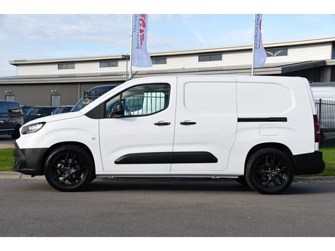 Toyota PROACE CITY Electric Long 50 kWh Black & White Edition 5 x Direct Leverbaar! Camera, Cruise, 2 x Schuifdeur, Carplay, 136pk,