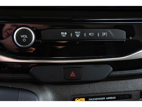 Ford E-Transit 350 L3H2 68 kWh PB Edition Adaptieve Cruise, 360 Camera, Carplay, BLIS, Stoelverwarming, NAVI, Multimedia, Sensoren, Uniek!