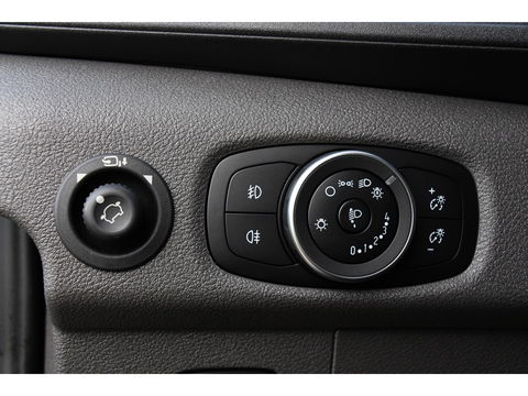 Ford E-Transit 350 L3H2 68 kWh PB Edition Adaptieve Cruise, 360 Camera, Carplay, BLIS, Stoelverwarming, NAVI, Multimedia, Sensoren, Uniek!