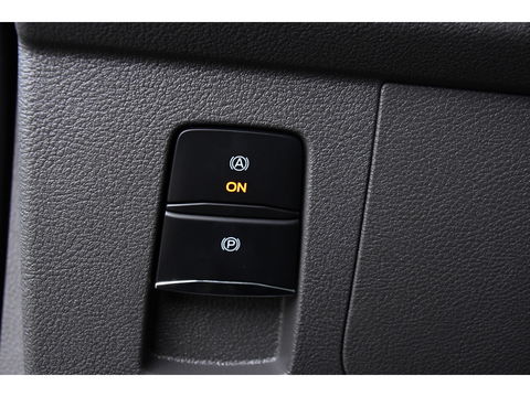 Ford E-Transit 350 L3H2 68 kWh PB Edition Adaptieve Cruise, 360 Camera, Carplay, BLIS, Stoelverwarming, NAVI, Multimedia, Sensoren, Uniek!