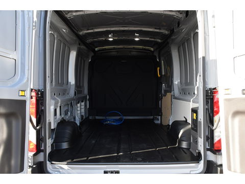 Ford E-Transit 350 L3H2 68 kWh PB Edition Adaptieve Cruise, 360 Camera, Carplay, BLIS, Stoelverwarming, NAVI, Multimedia, Sensoren, Uniek!