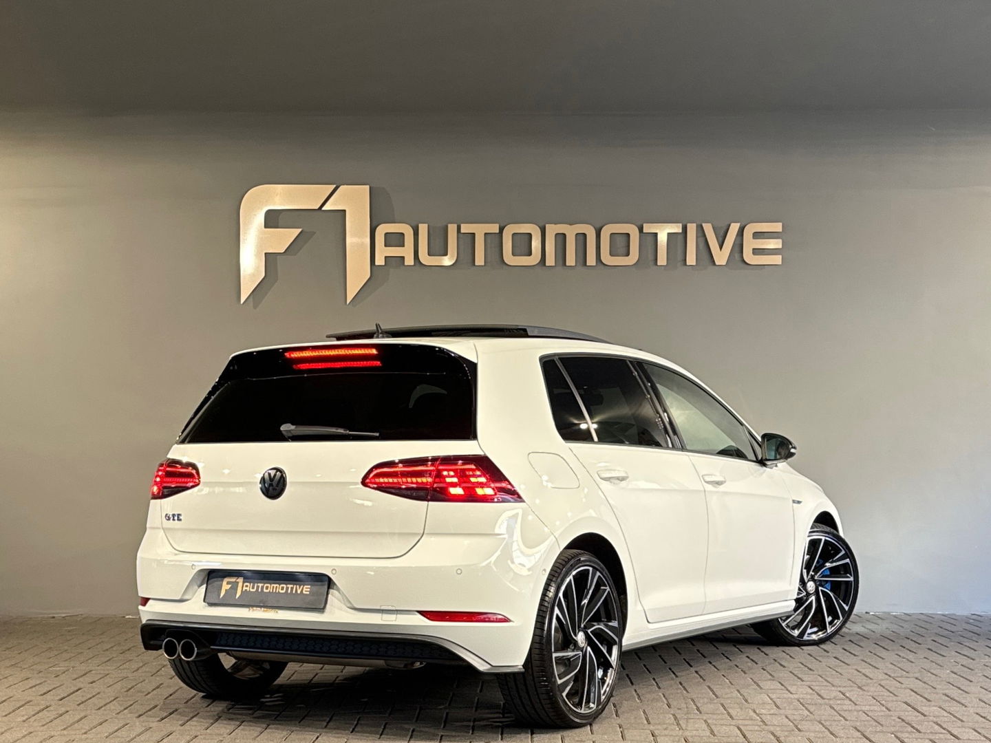Volkswagen Golf 1.4 TSI PHEV GTE Pano|Sfeer|19”|ACC|CarPlay