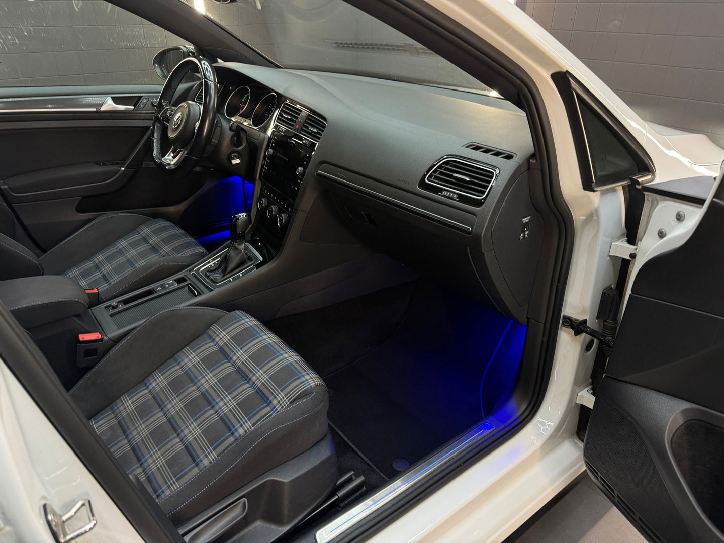 Volkswagen Golf 1.4 TSI PHEV GTE Pano|Sfeer|19”|ACC|CarPlay