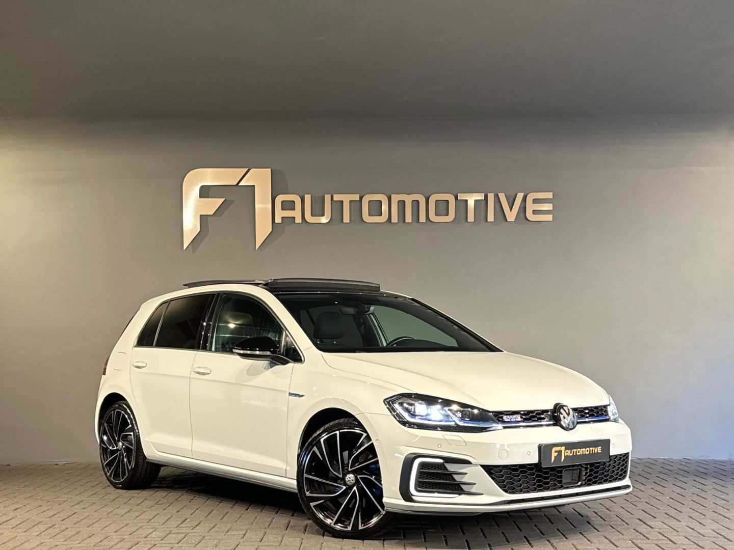 Volkswagen Golf 1.4 TSI PHEV GTE Pano|Sfeer|19”|ACC|CarPlay