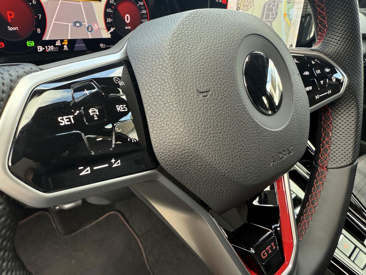 Volkswagen Golf 2.0 TSI GTI 245PK l Stoel verwarming l Navigatie