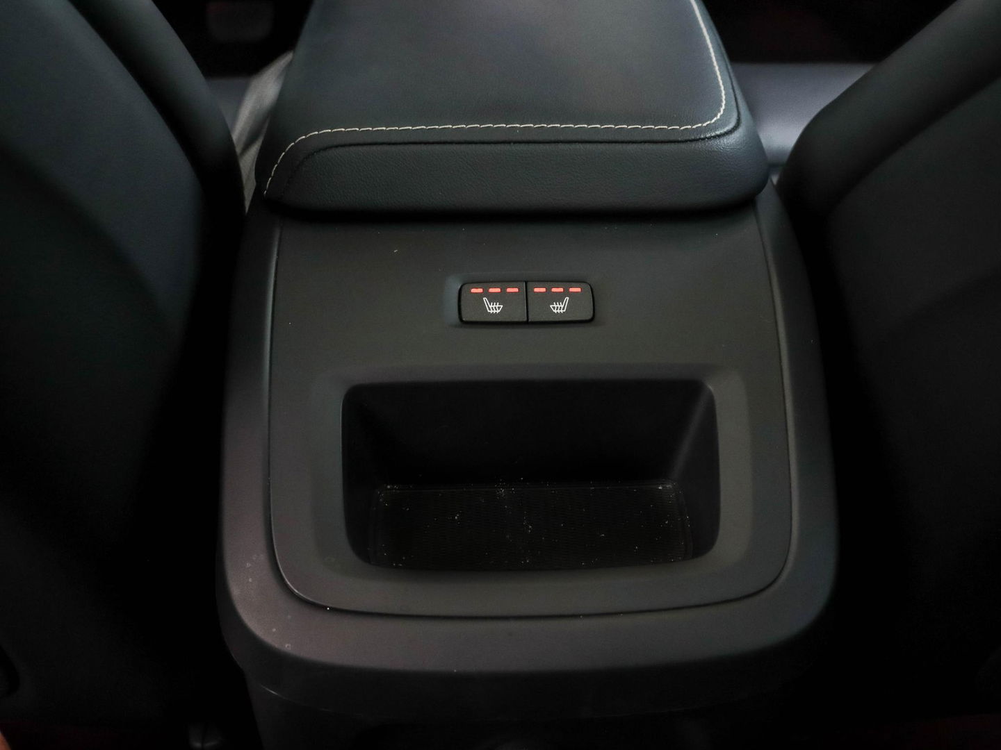 Volvo XC60 T6 AWD Ultra Black Edition Pano HeadUp 360cam 21'' Zwarte hemel