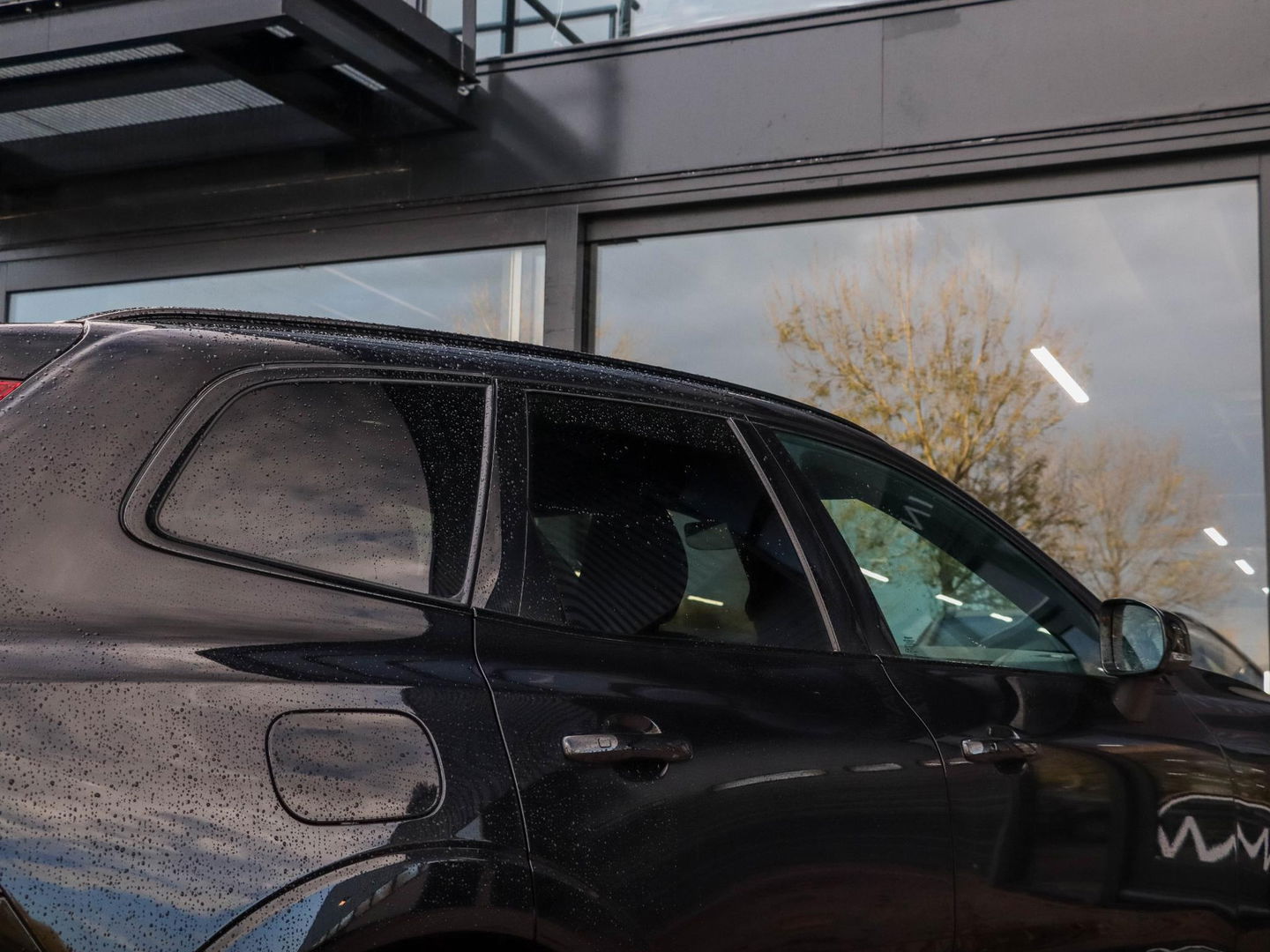 Volvo XC60 T6 AWD Ultra Black Edition Pano HeadUp 360cam 21''