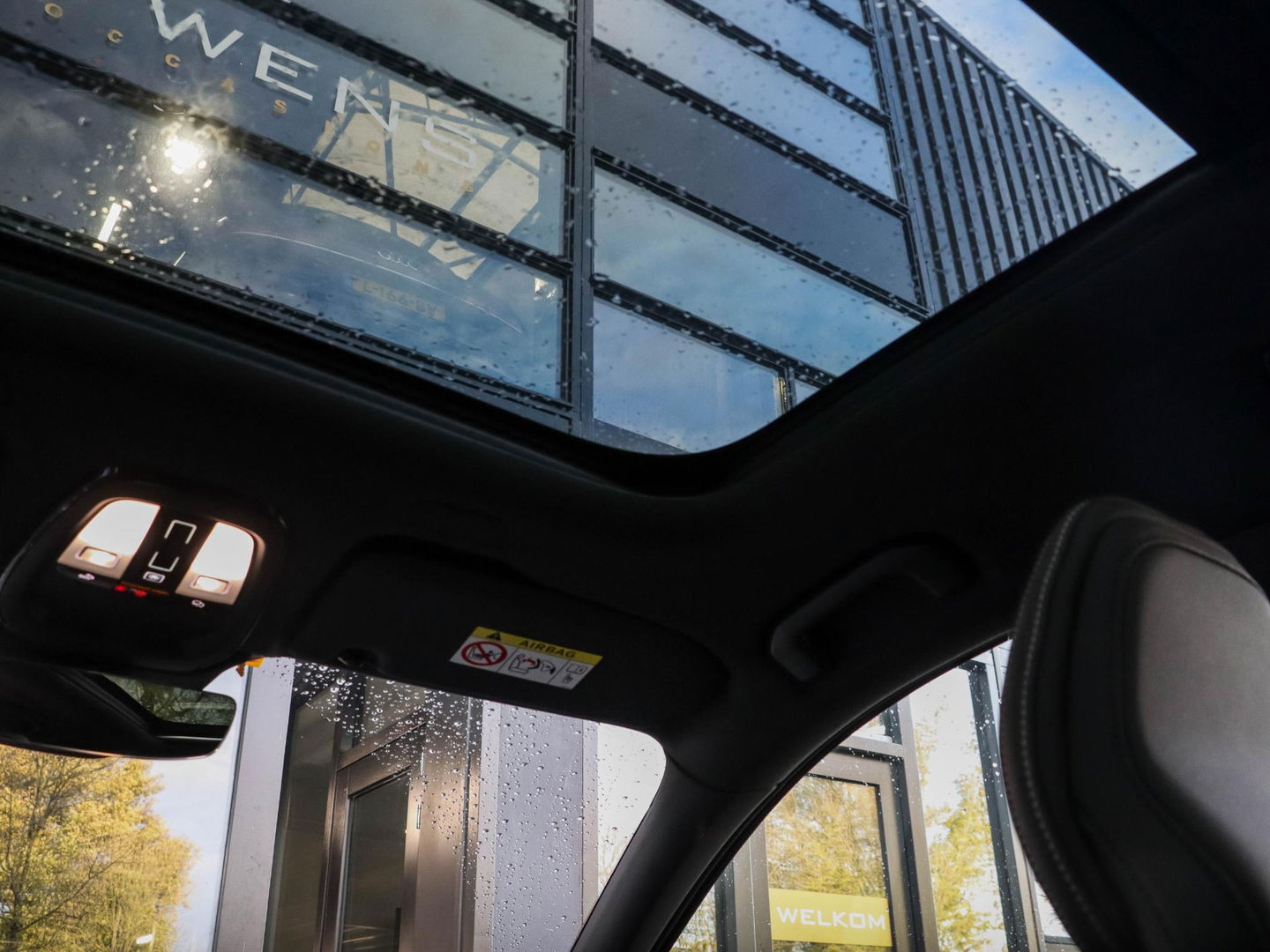 Volvo XC60 T6 AWD Ultra Black Edition Pano HeadUp 360cam 21''