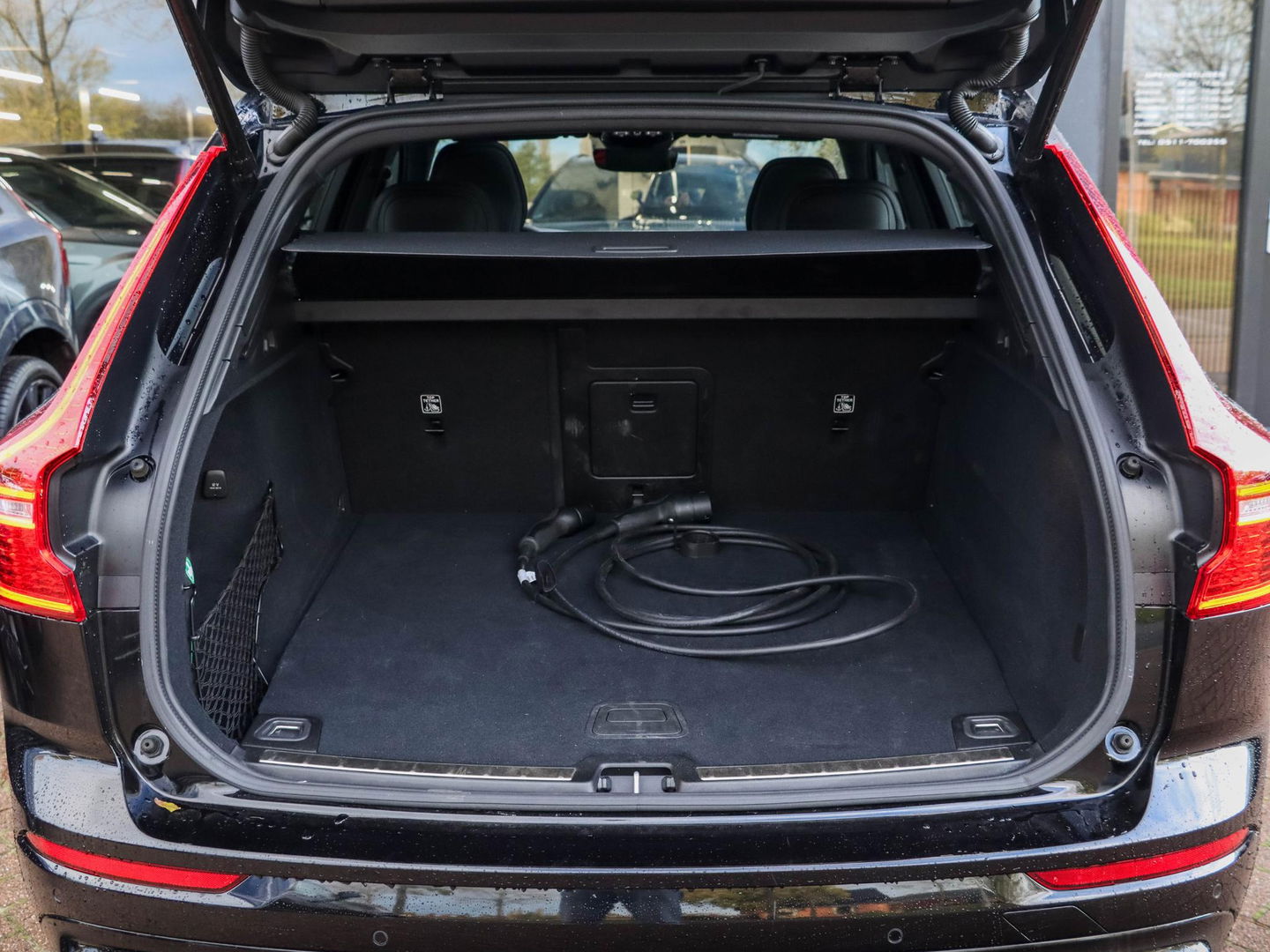 Volvo XC60 T6 AWD Ultra Black Edition Pano HeadUp 360cam 21''