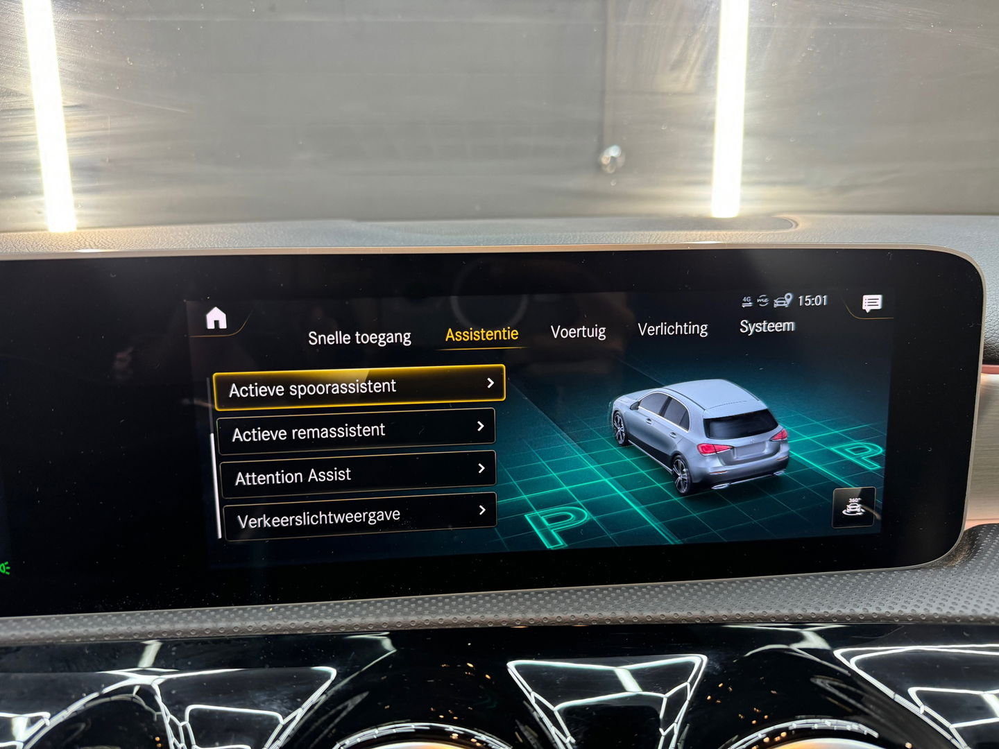 Mercedes-Benz A-Klasse 220 AMG Pano|Night|Sfeer|Camera|19”