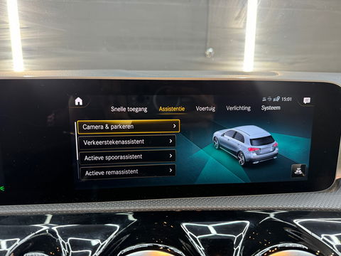 Mercedes-Benz A-Klasse 220 AMG Pano|Night|Sfeer|Camera|19”