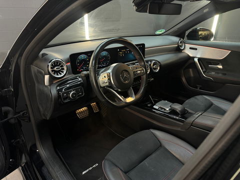 Mercedes-Benz A-Klasse 220 AMG Pano|Night|Sfeer|Camera|19”