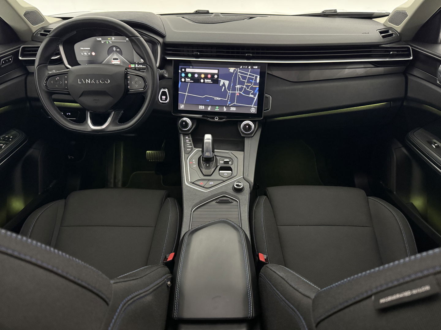 Lynk Co 01 1.5 | Pano | Memory | Adaptive Cruise | Sfeerverl. | 360° | Virtual | Carplay