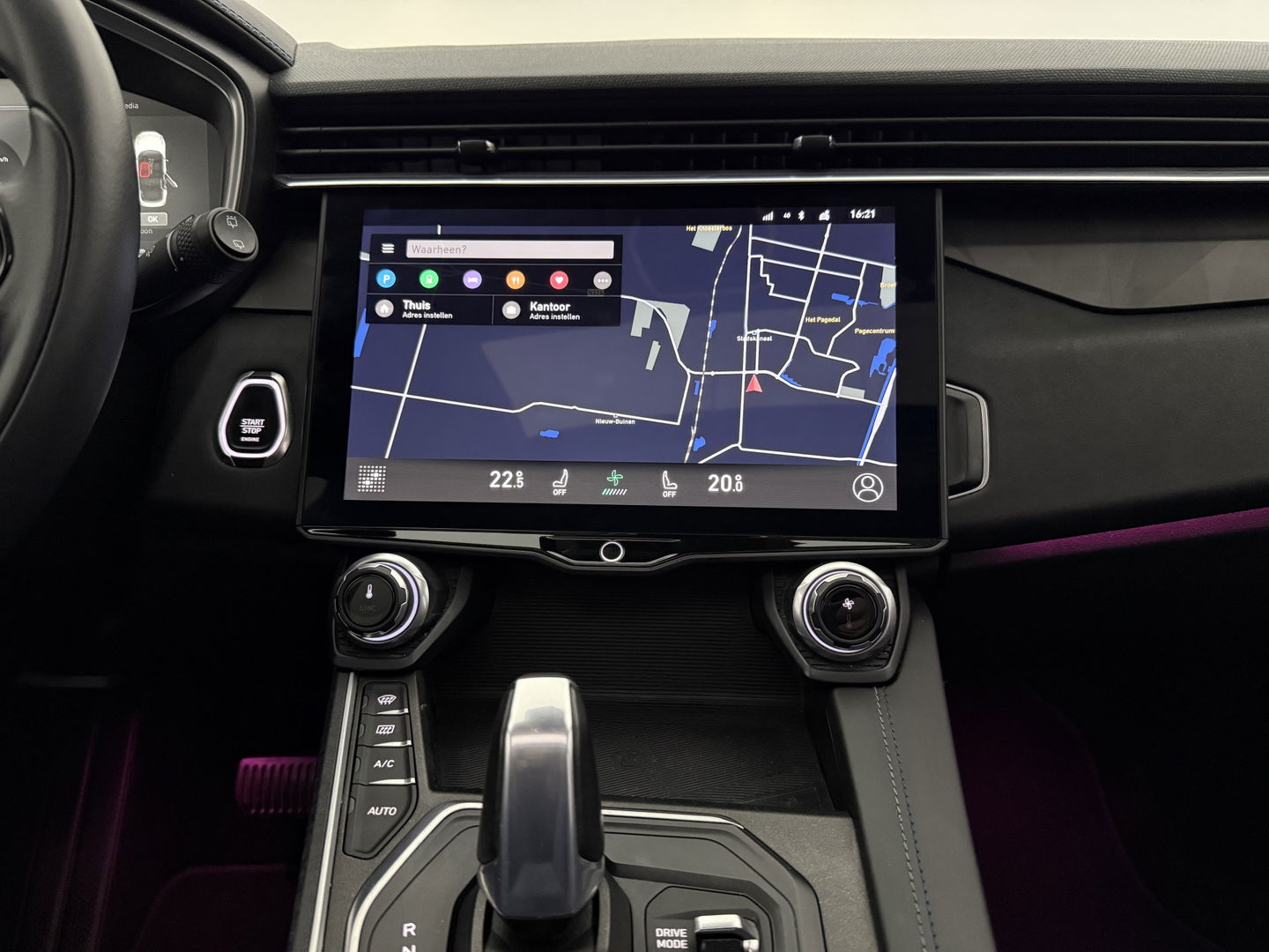 Lynk Co 01 1.5 | Pano | Memory | Adaptive Cruise | Sfeerverl. | 360° | Virtual | Carplay