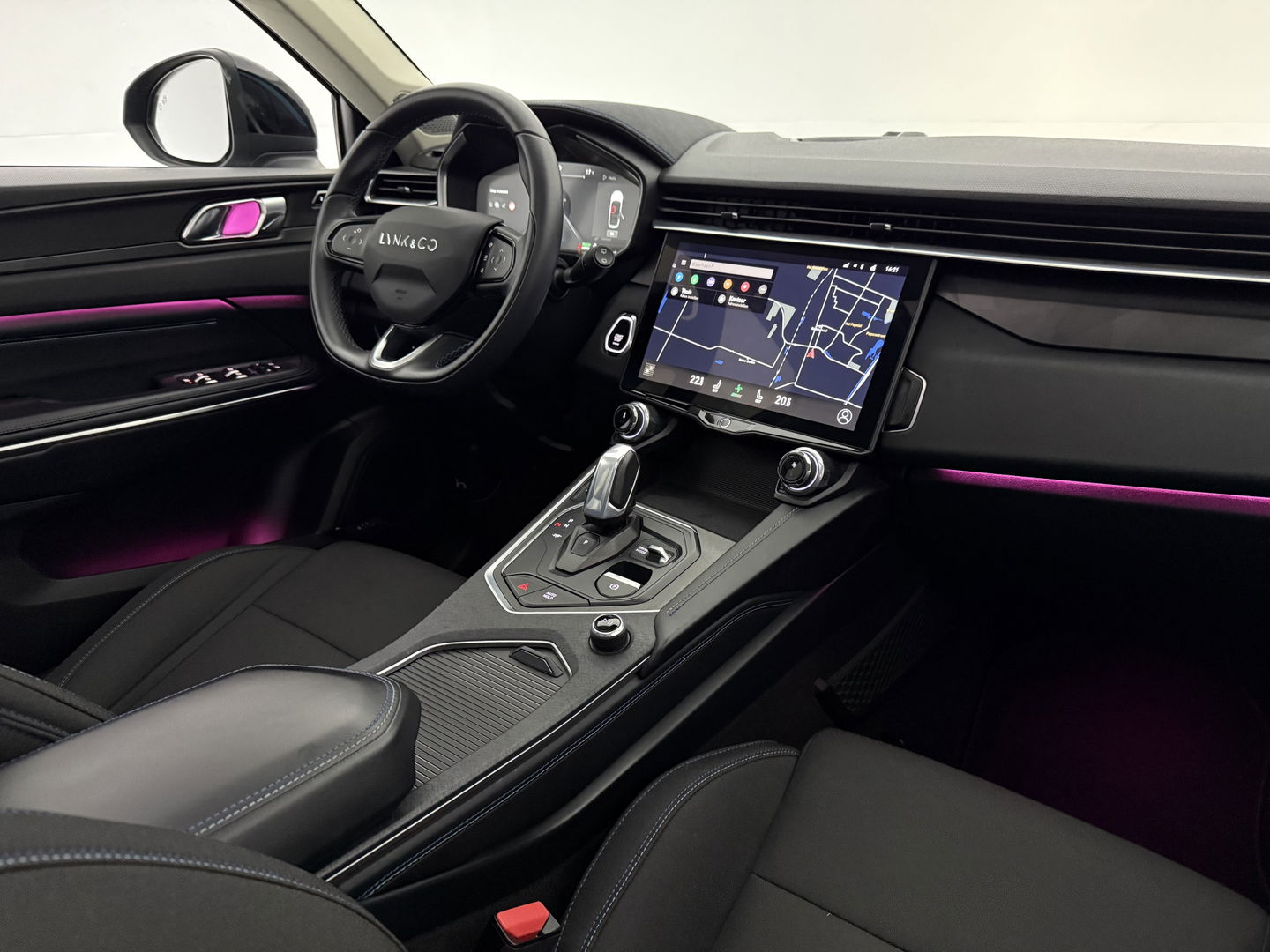 Lynk Co 01 1.5 | Pano | Memory | Adaptive Cruise | Sfeerverl. | 360° | Virtual | Carplay