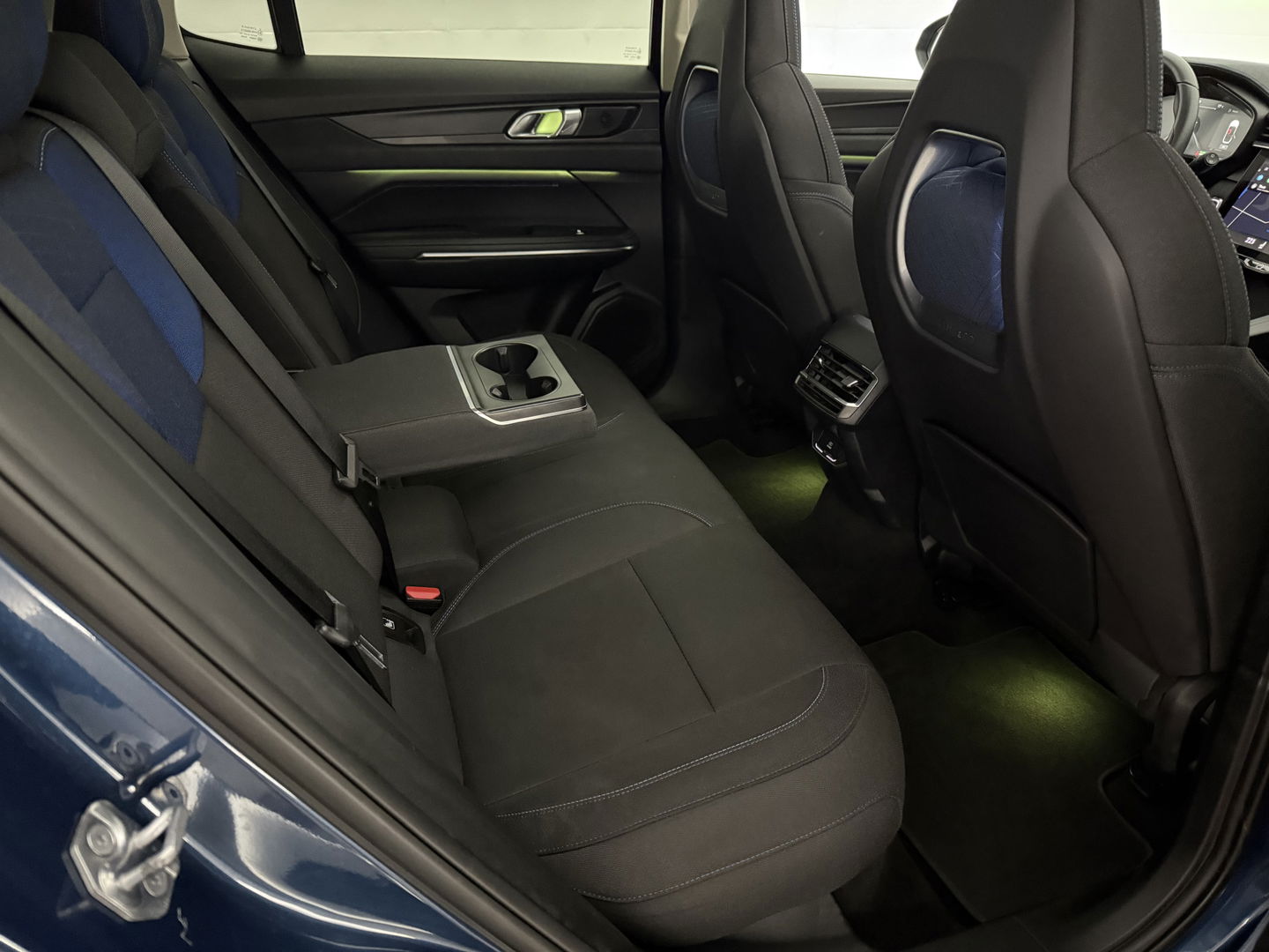 Lynk Co 01 1.5 | Pano | Memory | Adaptive Cruise | Sfeerverl. | 360° | Virtual | Carplay