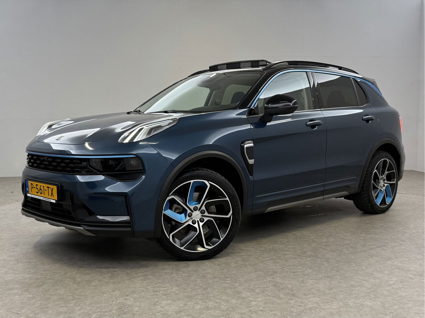 Lynk Co 01 1.5 | Pano | Memory | Adaptive Cruise | Sfeerverl. | 360° | Virtual | Carplay
