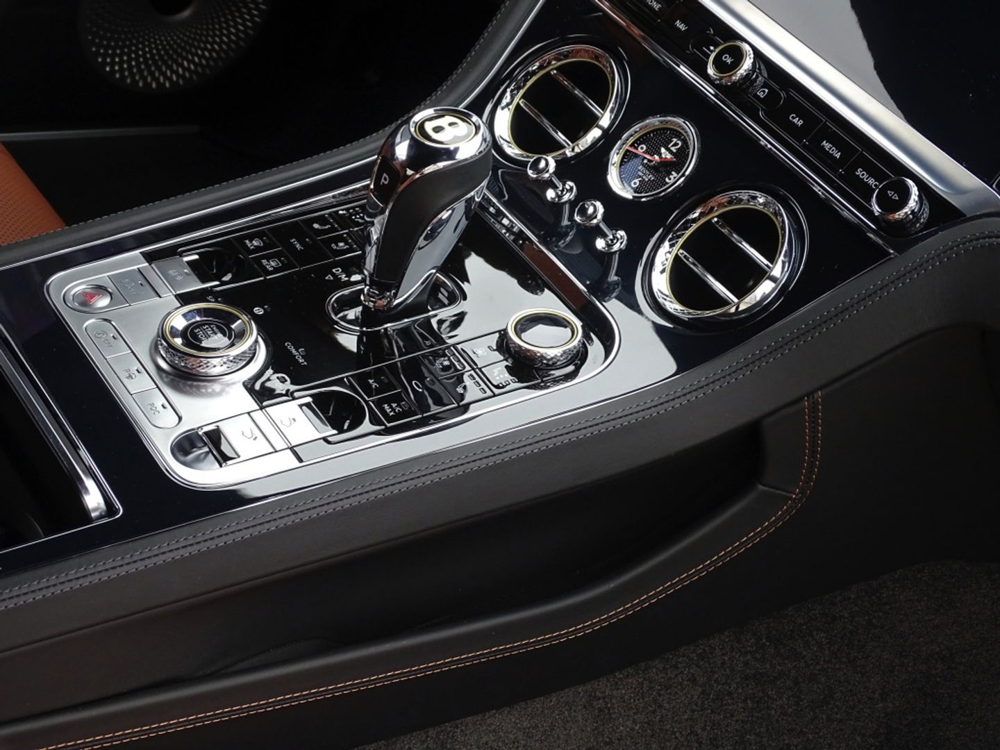 Bentley Continental GT W 6.0 W12 TwinTurbo 636PK / 100 Jahre Ed. / B&O / *NAP*