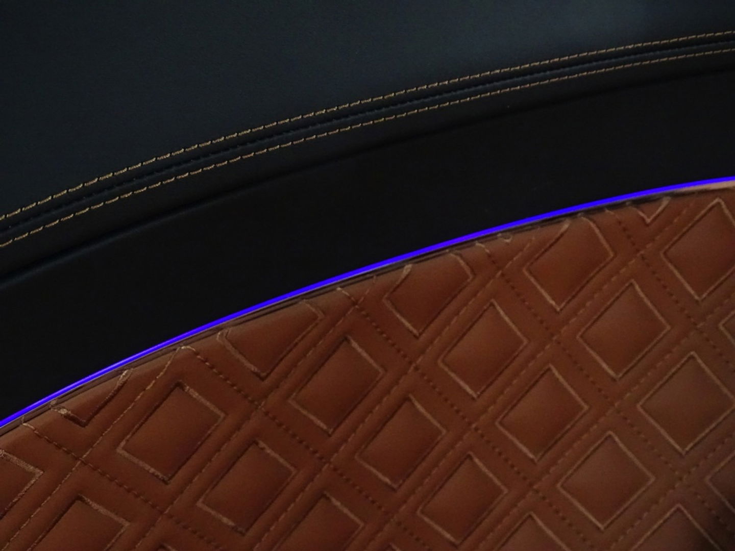 Bentley Continental GT W 6.0 W12 TwinTurbo 636PK / 100 Jahre Ed. / B&O / *NAP*