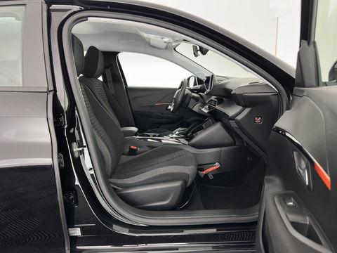 Peugeot e-208 EV Active Pack 50 kWh {SOH-90%} [ 3-Fase ] (INCL.BTW) Aut. *FULL-LED | MICROFIBRE | SPORT-SEATS | CARPLAY | CCS-FASTLOADER | KEYLESS | DAB+ | LANE-ASSIST | CRUISE | ECC | PDC | 16''ALU*