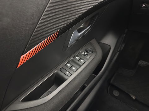 Peugeot e-208 EV Active Pack 50 kWh {SOH-90%} [ 3-Fase ] (INCL.BTW) Aut. *FULL-LED | MICROFIBRE | SPORT-SEATS | CARPLAY | CCS-FASTLOADER | KEYLESS | DAB+ | LANE-ASSIST | CRUISE | ECC | PDC | 16''ALU*