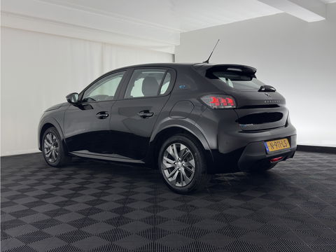 Peugeot e-208 EV Active Pack 50 kWh {SOH-90%} [ 3-Fase ] (INCL.BTW) Aut. *FULL-LED | MICROFIBRE | SPORT-SEATS | CARPLAY | CCS-FASTLOADER | KEYLESS | DAB+ | LANE-ASSIST | CRUISE | ECC | PDC | 16''ALU*