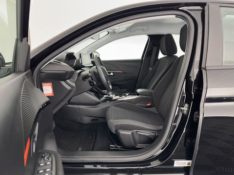 Peugeot e-208 EV Active Pack 50 kWh {SOH-90%} [ 3-Fase ] (INCL.BTW) Aut. *FULL-LED | MICROFIBRE | SPORT-SEATS | CARPLAY | CCS-FASTLOADER | KEYLESS | DAB+ | LANE-ASSIST | CRUISE | ECC | PDC | 16''ALU*