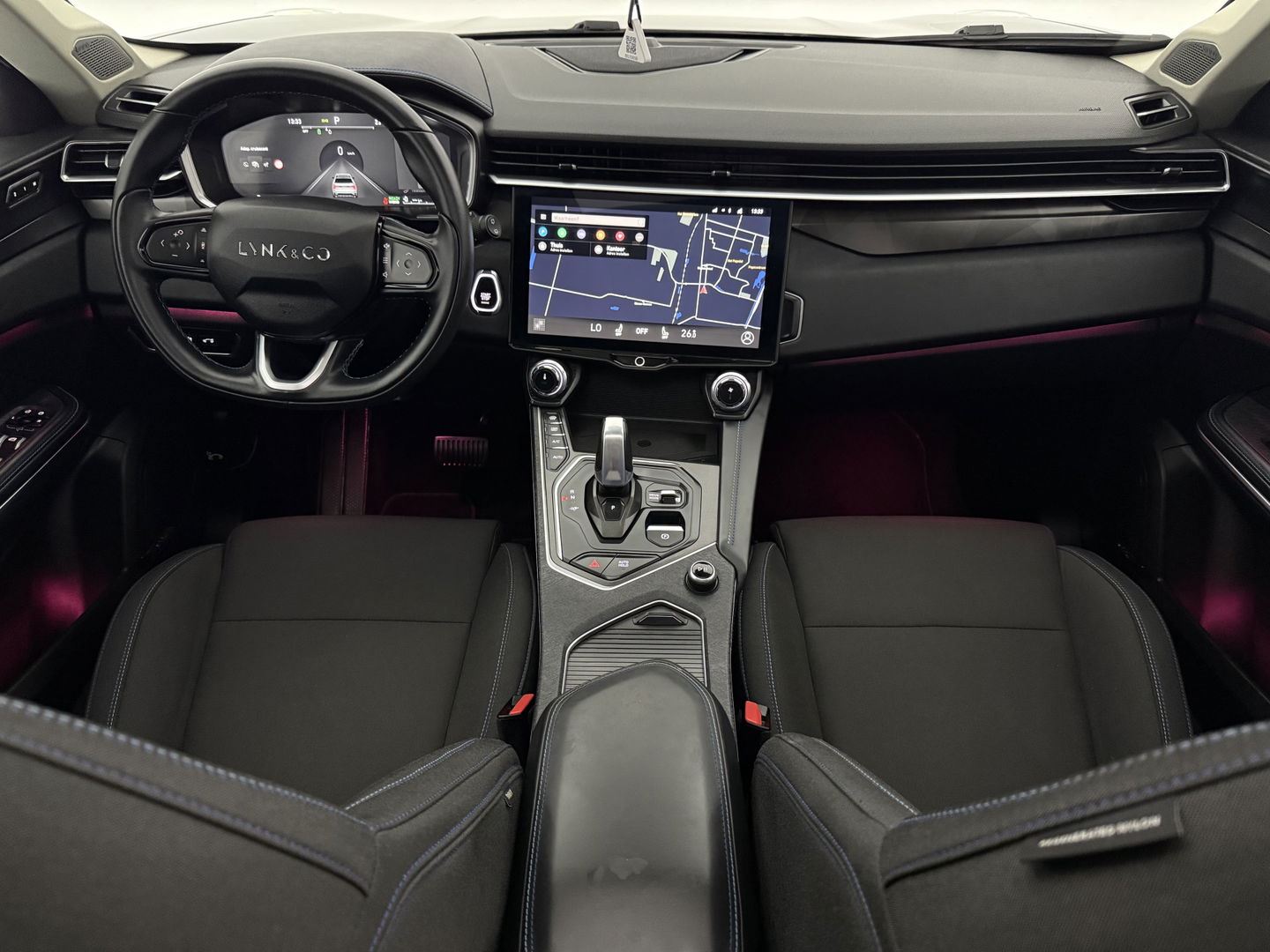 Lynk Co 01 1.5 Black Edition | Pano | Adap. Cruise | Memory | Sfeerverl. | 360° | Virtual | Carplay