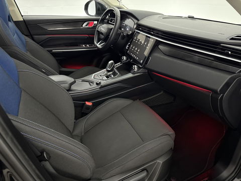 Lynk Co 01 1.5 Black Edition | Pano | Adap. Cruise | Memory | Sfeerverl. | 360° | Virtual | Carplay