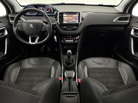 Peugeot 2008 1.2 VTi Allure | Sfeerverl. | Navigatie | Trekh | Cruise | Parkeersens. | NAP