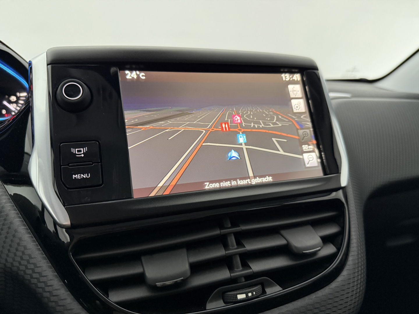 Peugeot 2008 1.2 VTi Allure | Sfeerverl. | Navigatie | Trekh | Cruise | Parkeersens. | NAP