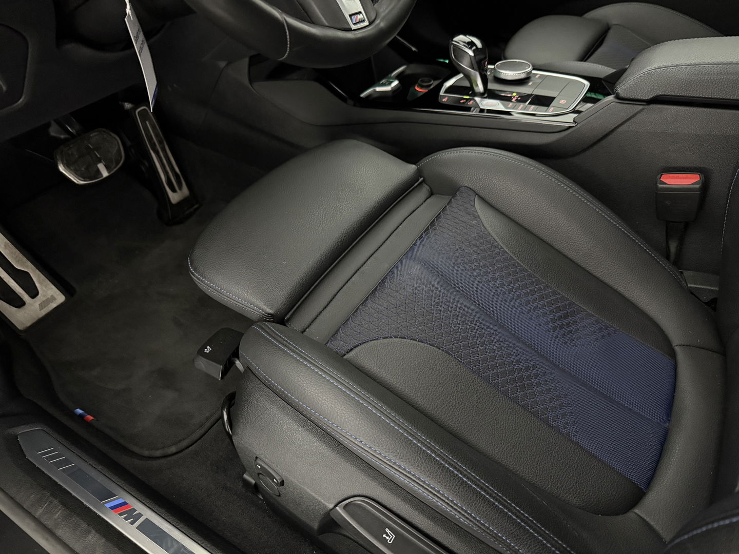 BMW 2 Serie Gran Coupé 218i High Executive 141PK M-Sport | Pano | Sfeerverl. | Virtual | Carplay | Camera | LED | Adaptive l NAP