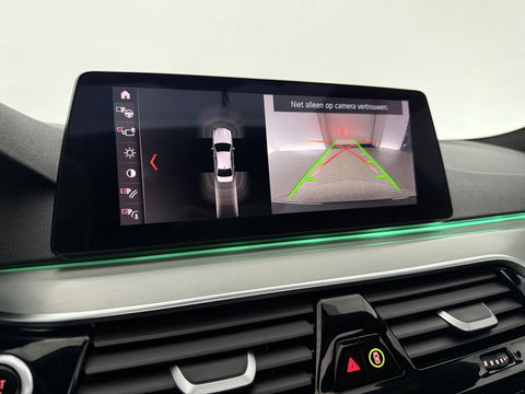 BMW 5 Serie 520i High Executive M-Sport 184PK | Pano | Sfeerverl. | HuD | Virtual | Memory | Camera | Navi | Keyless | NAP