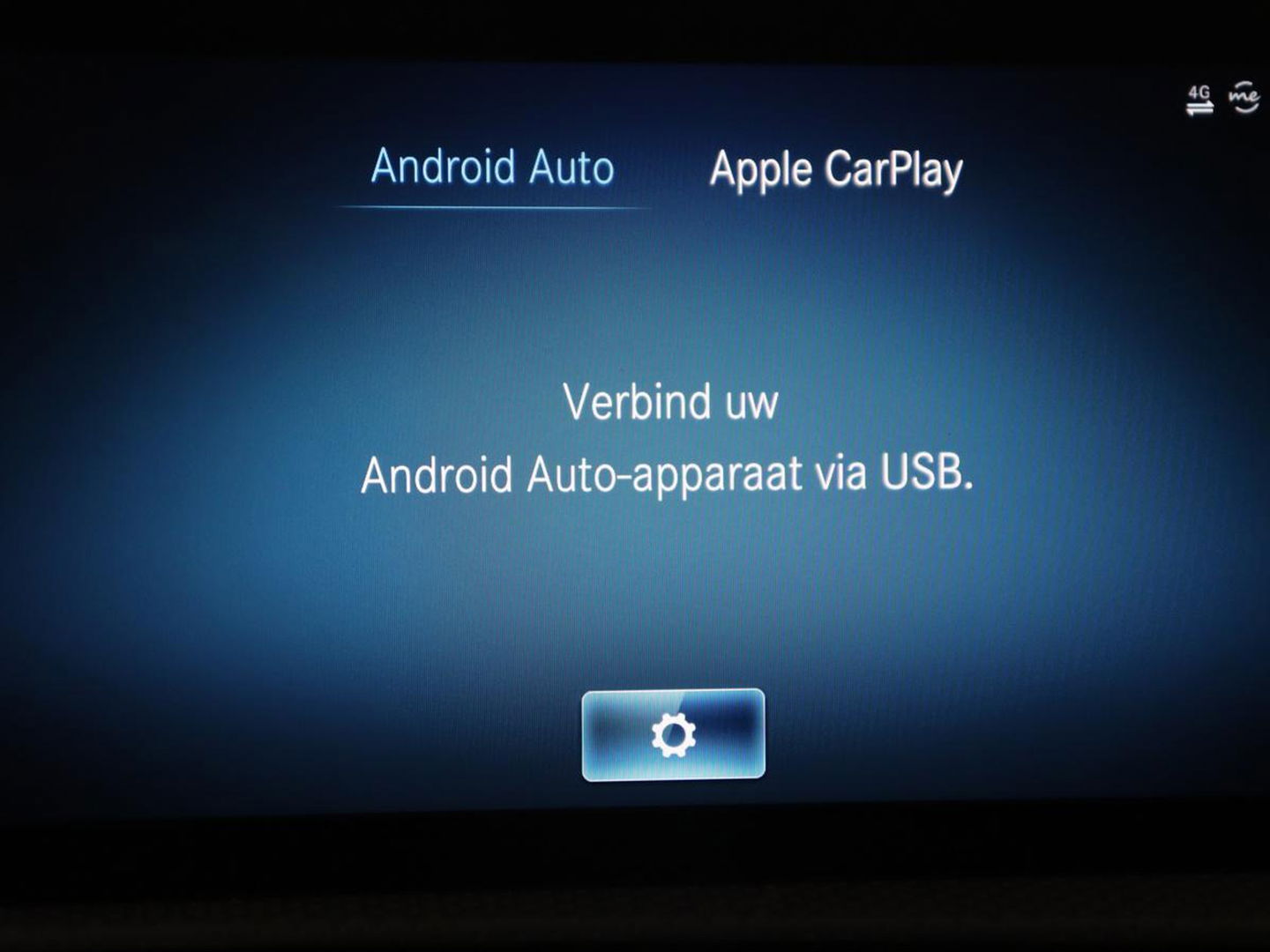 Mercedes-Benz CLA-Klasse 180 AMG | Carplay | Stoelverwarming | Camera | Navigatie | Leder/Alcantara | Sfeerverlichting | Park Assist | Full LED | Widescreen | Climate control | Sportstoelen | Cruise control