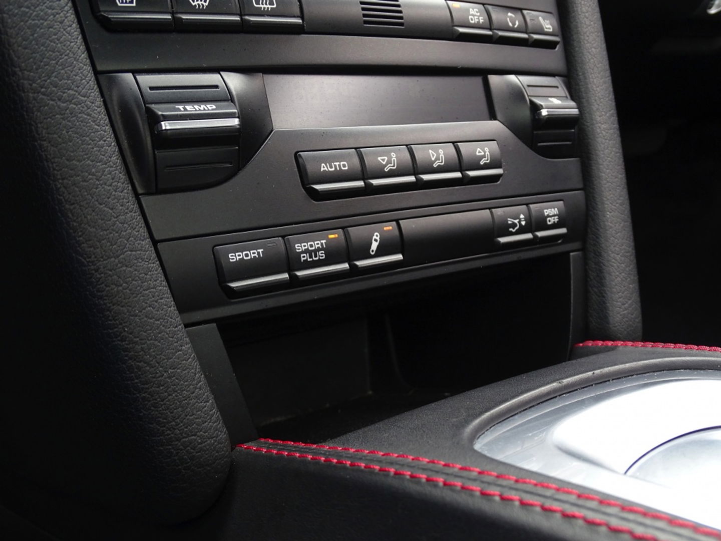 Porsche Cayman 2.9 PDK TechArt GT / LIFT / carbon / LED *NAP*