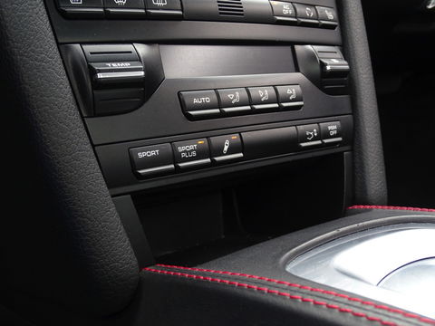 Porsche Cayman 2.9 PDK TechArt GT / LIFT / carbon / LED *NAP*