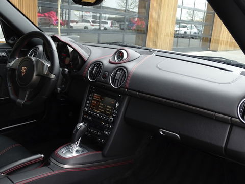 Porsche Cayman 2.9 PDK TechArt GT / LIFT / carbon / LED *NAP*